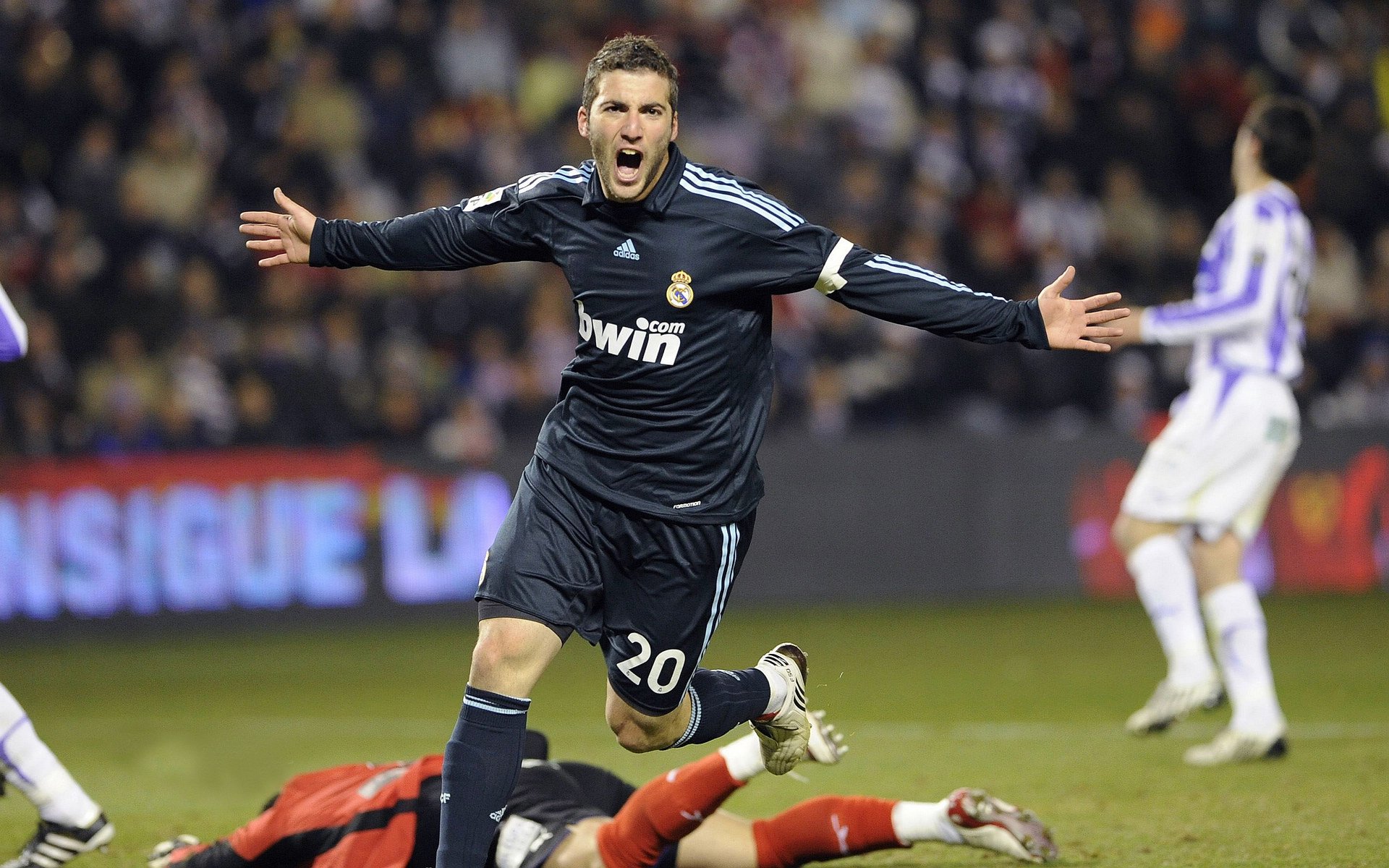 中超是否支持建立赛区青少年观赛积分体系，中超联赛2021观众能入场吗