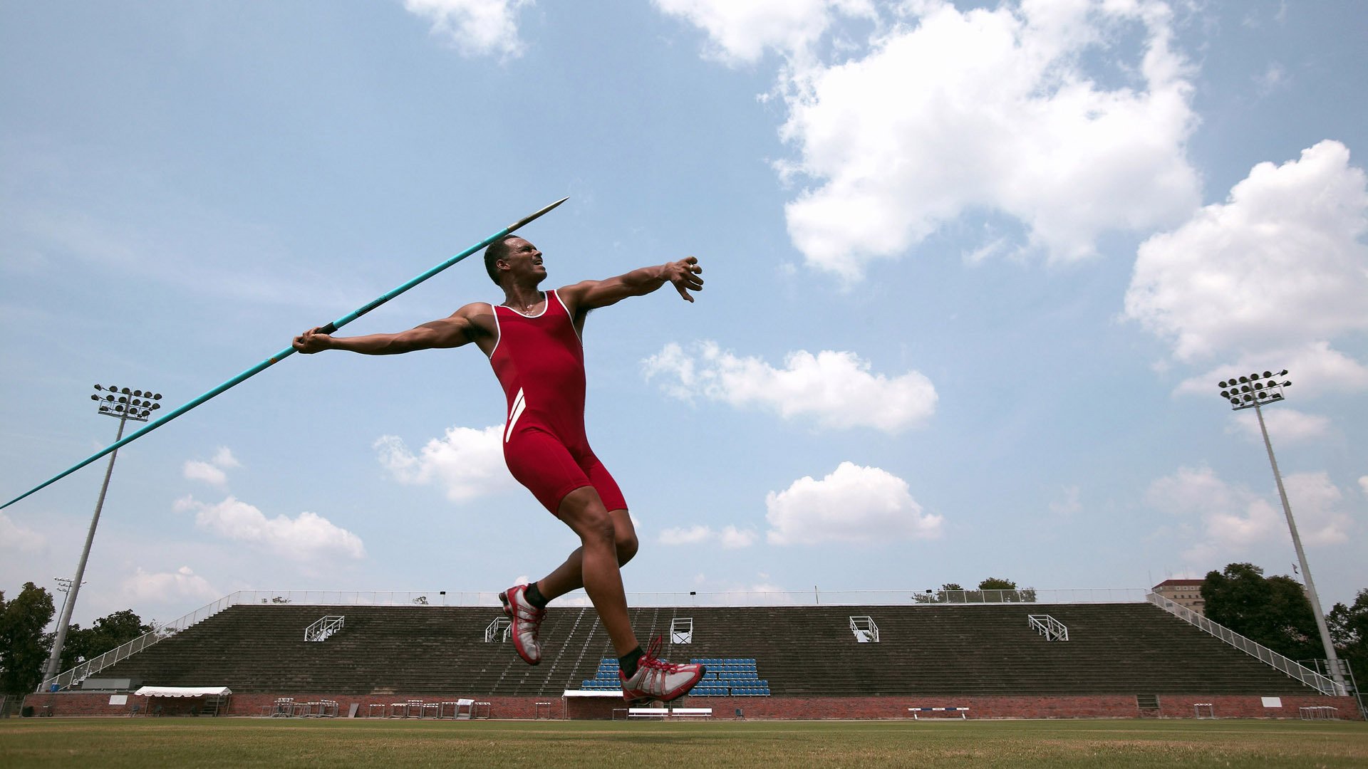 体育新闻中心赋能运动社交平台内容生态，体育新闻专题报道